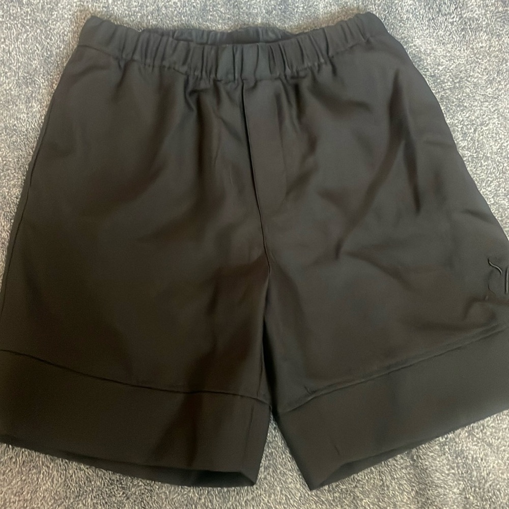 HnM shorts size Small new never used